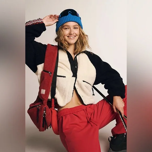 NWOT Hit The Slopes Printed Fleece Jacket in Running Stitch Varsity Combo - Picture 9 of 10